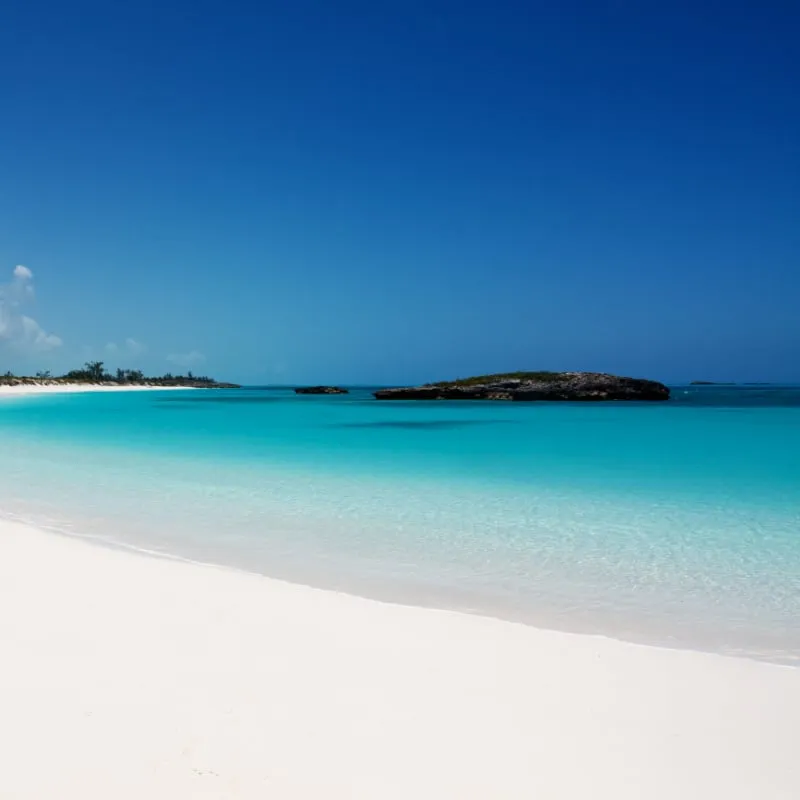 white sand exuma beach, bahamas